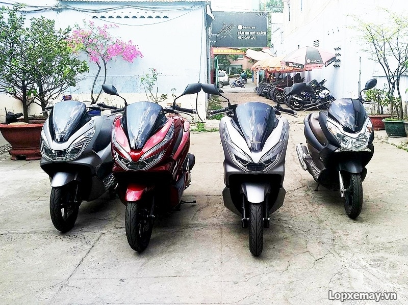 Vỏ xe pcx 2018 chọn vỏ xe michelin hay vỏ xe dunlop - 2