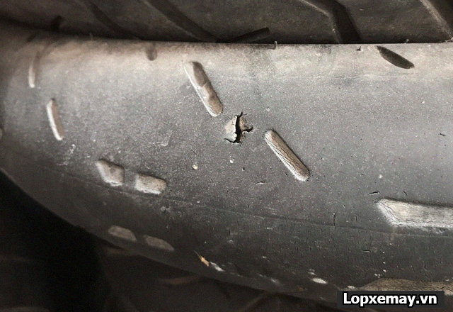 Dấu hiệu hư hỏng trên lốp xe air blade cần thay mới ngay - 3