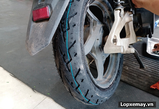 Thông số lốp xe điện vinfast feliz bao nhiêu thay lốp nào phù hợp - 4