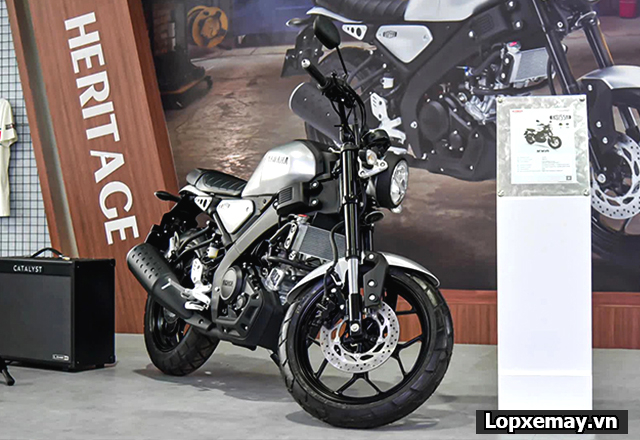 Cận cảnh Yamaha XSR 155 tại VN  nhập tư nhân giá hơn 80 triệu  Xe máy