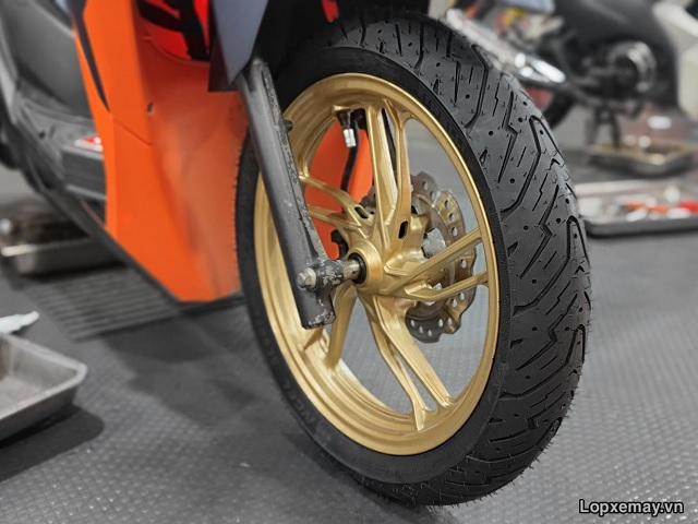 Lốp pirelli 9080-14 angel scooter cho vario click ab - 1