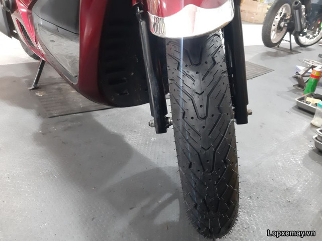 Lốp pirelli 10080-16 angel scooter cho xe sh medley - 1