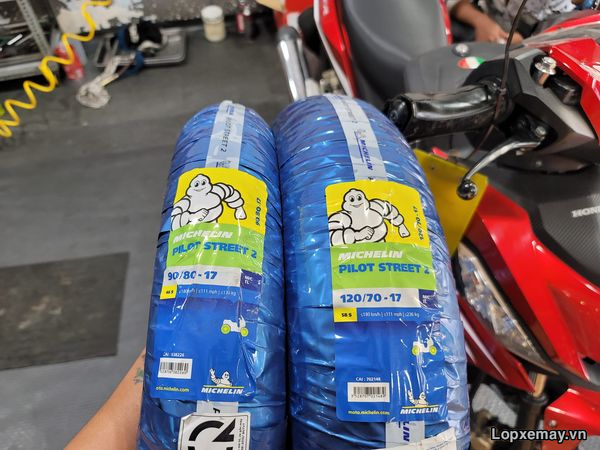 Chọn mua lốp michelin cho winner x loại nào bám đường tốt nhất - 2