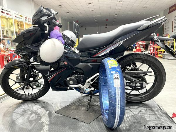 Chọn mua lốp michelin cho winner x loại nào bám đường tốt nhất - 1