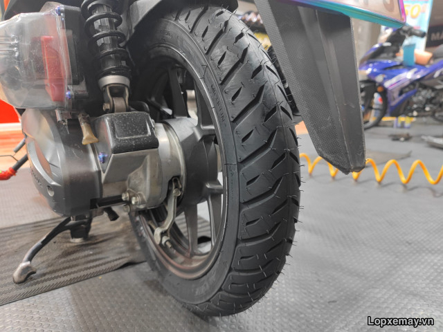 Honda vario thay vỏ michelin pilot street 2 9090-14 cho bánh sau - 3