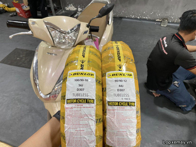 Honda lead thay lốp dunlop có tốt không - 2