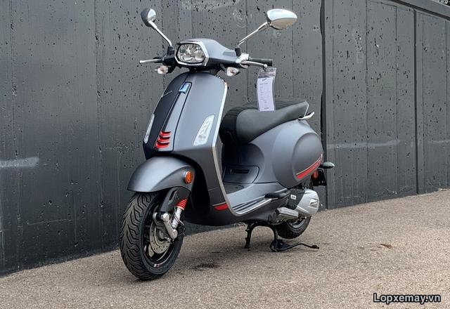 Vespa sprint thay lốp michelin loại nào bám đường tốt đi mùa mưa - 1