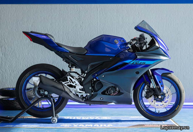 Yamaha r15 thay lốp deli sb170 có bám đường và bền không - 1