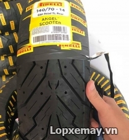 Lốp xe máy Pirelli 140/70-14 Angle Scooter cho GPX Demon, NVX, PCX 2019