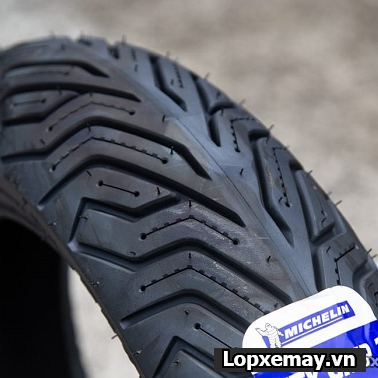 Lốp Michelin City Grip 2 size 130/70-12 cho Vespa, MSX
