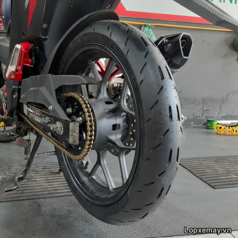 Lốp Michelin Pilot Moto GP 100/80-17 cho R15, CBR150