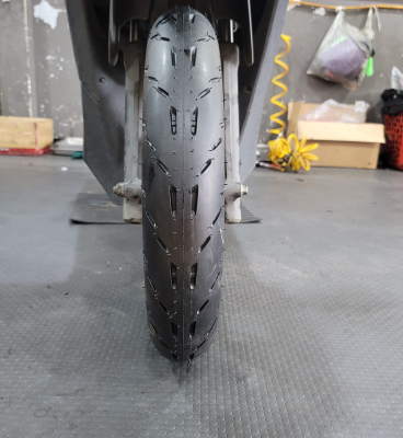 Lốp Michelin Pilot Moto GP 90/80-14 cho Vario 2019, Air Blade