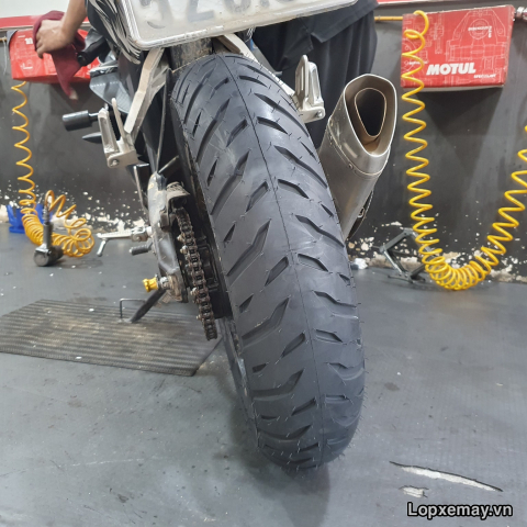 Lốp Michelin Pilot Street 2 140/70-17 cho CBR250, CBR150, R15