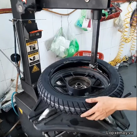 Lốp Deli Urban Grip 100/90-12 cho Freego, Scoopy 110